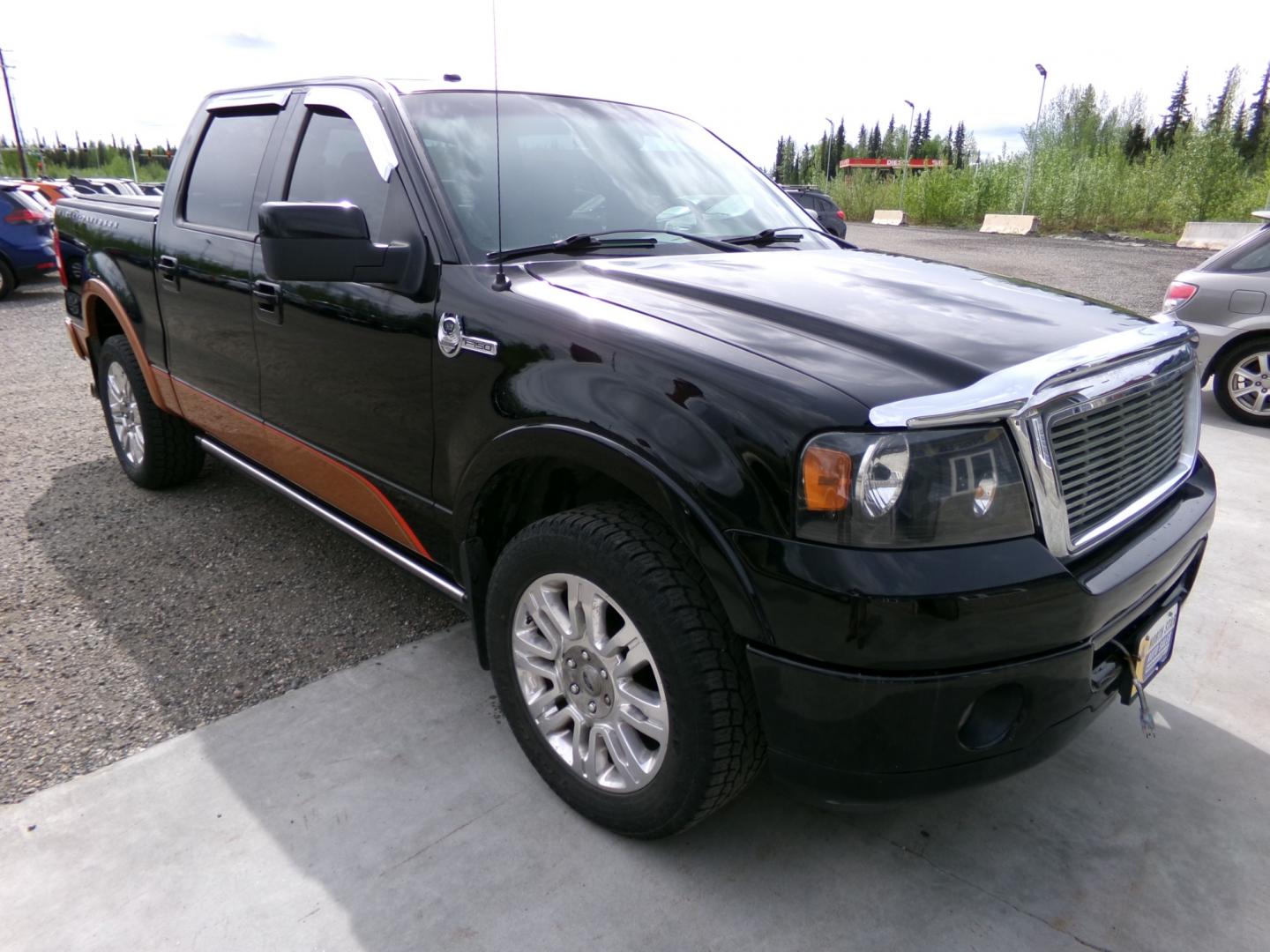 2008 Black Ford F-150 FX4 SuperCrew (1FTRW145X8F) with an 5.4L V6 SOHC 16V engine, 4-Speed Automatic transmission, located at 2630 Philips Field Rd., Fairbanks, AK, 99709, (907) 458-0593, 64.848068, -147.780609 - Photo#0